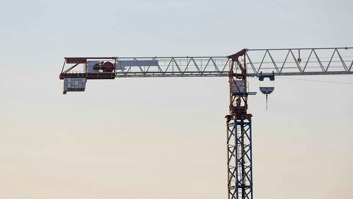 Construction crane